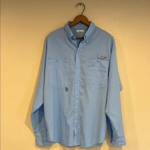 Columbia (PFG) Blue Casual Button Down Shirt with Breathable Fabric